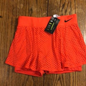 Nike women’s court dry essentials tennis skort